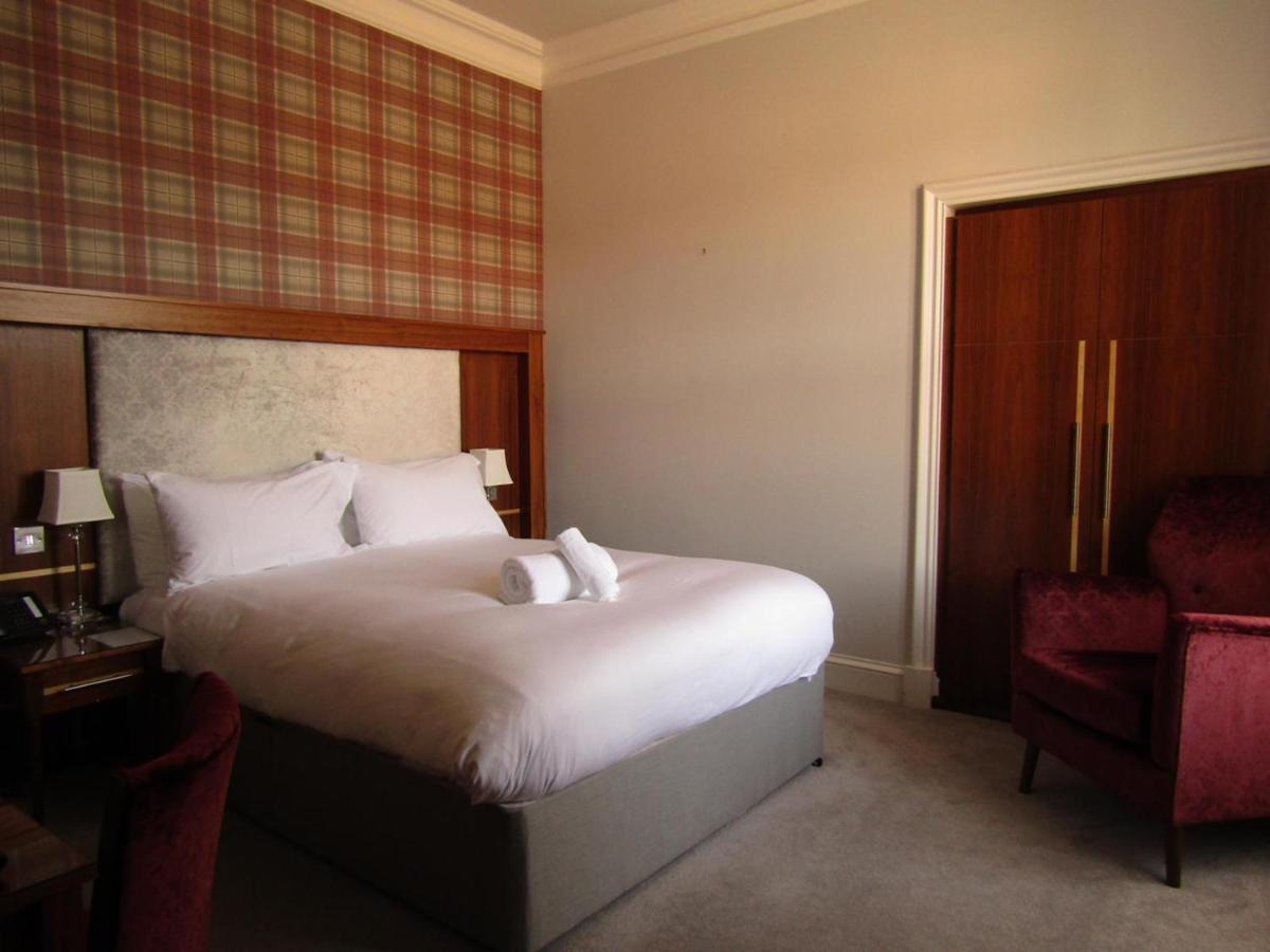 The Craigie Hotel Penicuik Bagian luar foto