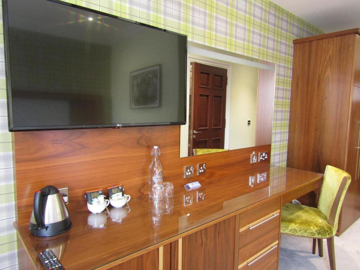 The Craigie Hotel Penicuik Bagian luar foto
