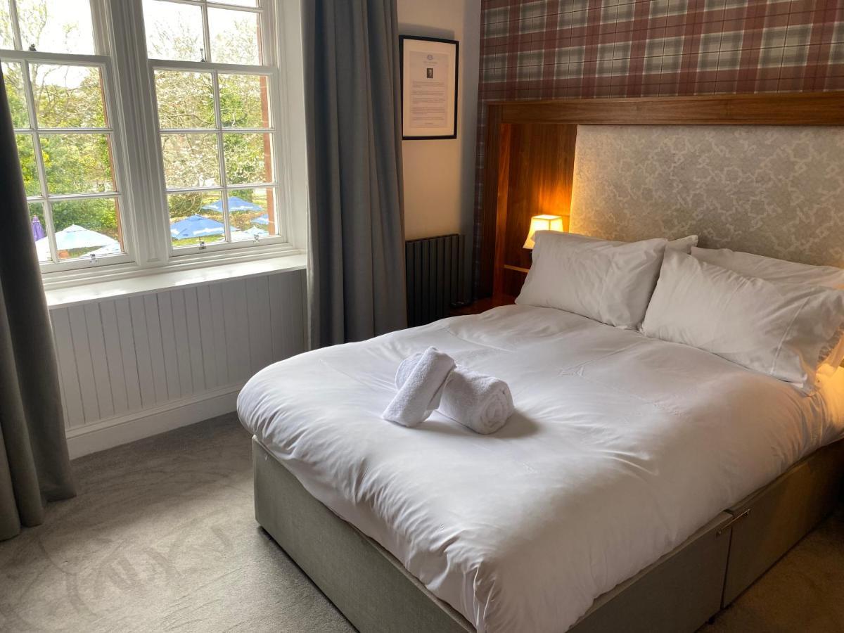 The Craigie Hotel Penicuik Bagian luar foto