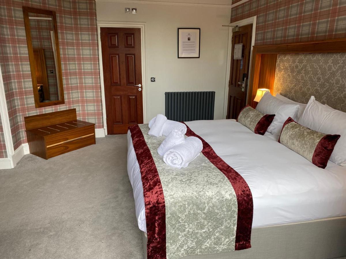The Craigie Hotel Penicuik Bagian luar foto